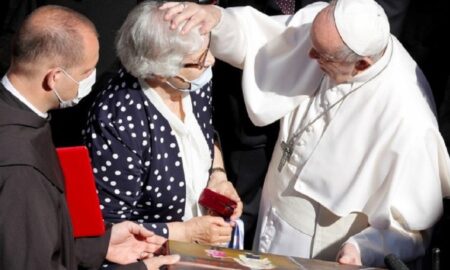 Femei la Vatican. Ce a decis Papa Francisc și care vor fi schimbările