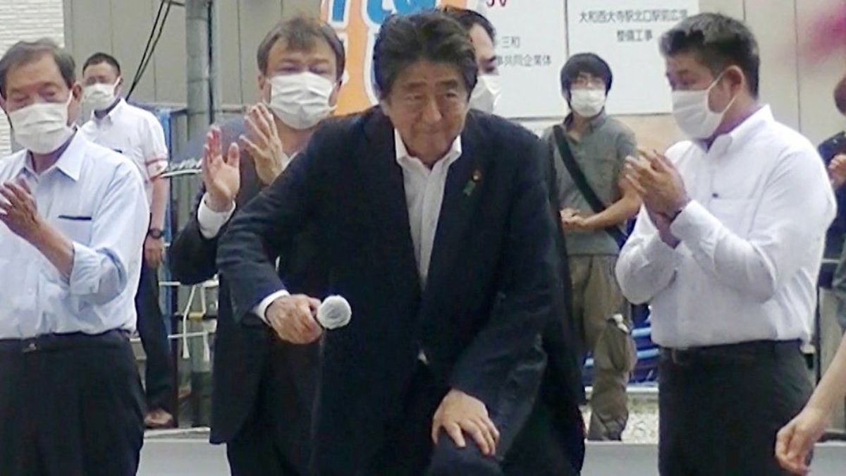 Asasinul a dezvăluit anchetatorilor adevăratul motiv pentru care l-a ucis pe fostul premier al Japoniei. Urmează înmormântarea