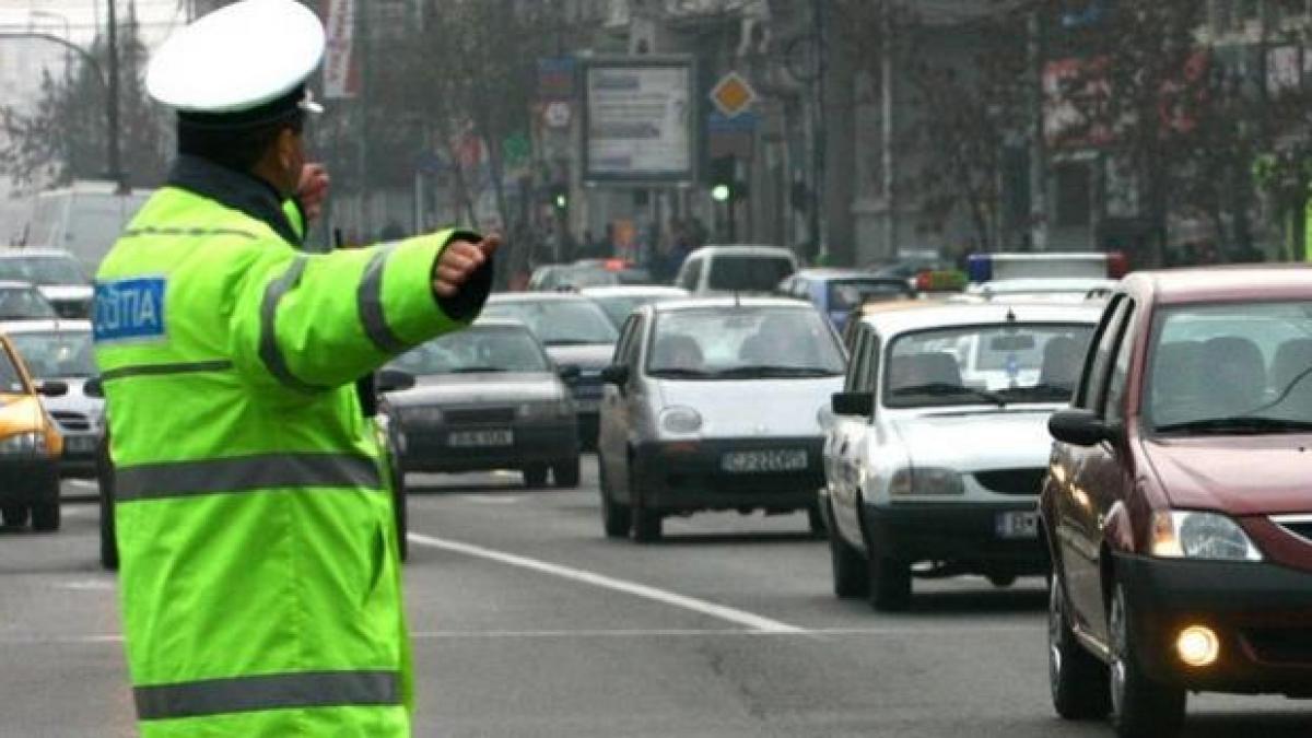 Atenţie şoferi! De astăzi intră în vigoare amenzile majorate pentru lipsa rovinietei. Cât este amenda