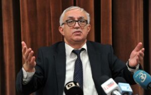 Ce urmează după demiterea Guvernului Bolojan: explicațiile fostului judecător CCR Augustin Zegrean