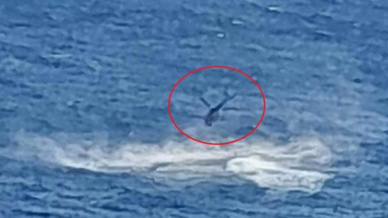Pilotul român trăiește, după ce elicopterul s-a prăbușit în mare, în Grecia. Continuă căutările echipajului