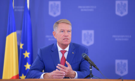 Președintele încolțit de presă. Klaus Iohannis, despre ce va face dacă i se propune șefia NATO