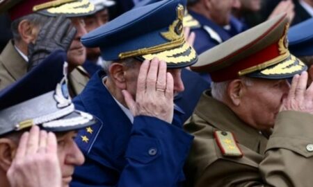 Premierul Nicolae Ciucă intervine în cazul pensiilor militarilor: pensiile militare sunt pensii de serviciu, nu pensii speciale