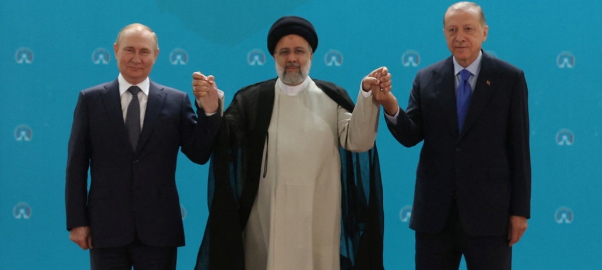Iranul și Rusia semnează contracte de gaze în valoare de 6,5 miliarde de dolari