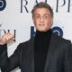 Scandal uriaș la Hoolywood: Sylvester Stallone se luptă „cu un bătrânel de 93 de ani” care l-a tras în piept