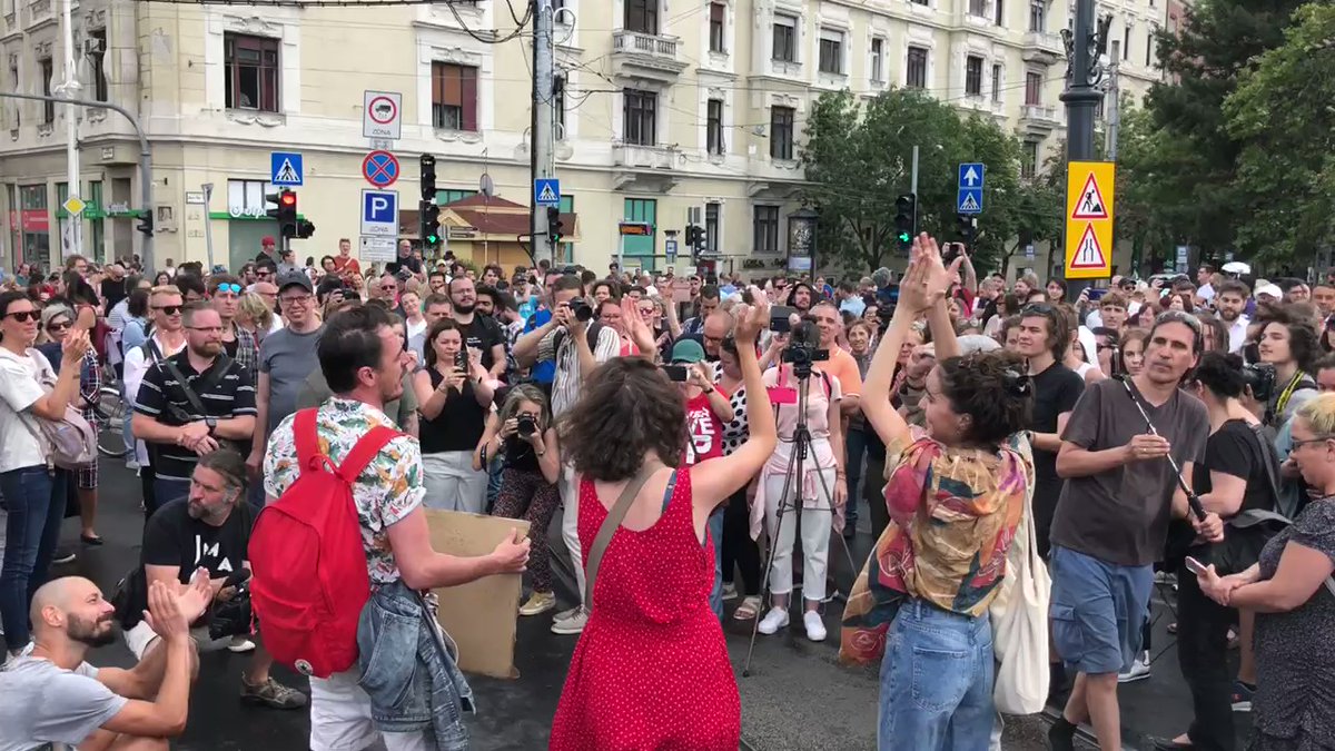 Răscoală la Budapesta. 2022 amintește de anul 1956, când nimic nu i-a putut opri pe maghiari să iasă pe străzi