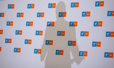 USR vrea alegeri parţiale la sectorul 5 şi îl dă în judecată pe primul ministru, întrucât Guvernul organizează scrutinul