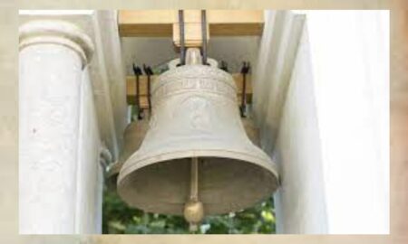 Toate clopotele bisericilor catolice bat zilnic la ora 12:00 ”până la sfârșitul veacurilor”. Care este originea acestei practici
