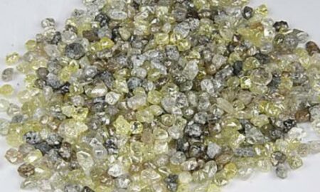 Războiul pietrelor prețioase: Occidentul vrea să numească Rusia exportator de diamante de ”sânge”