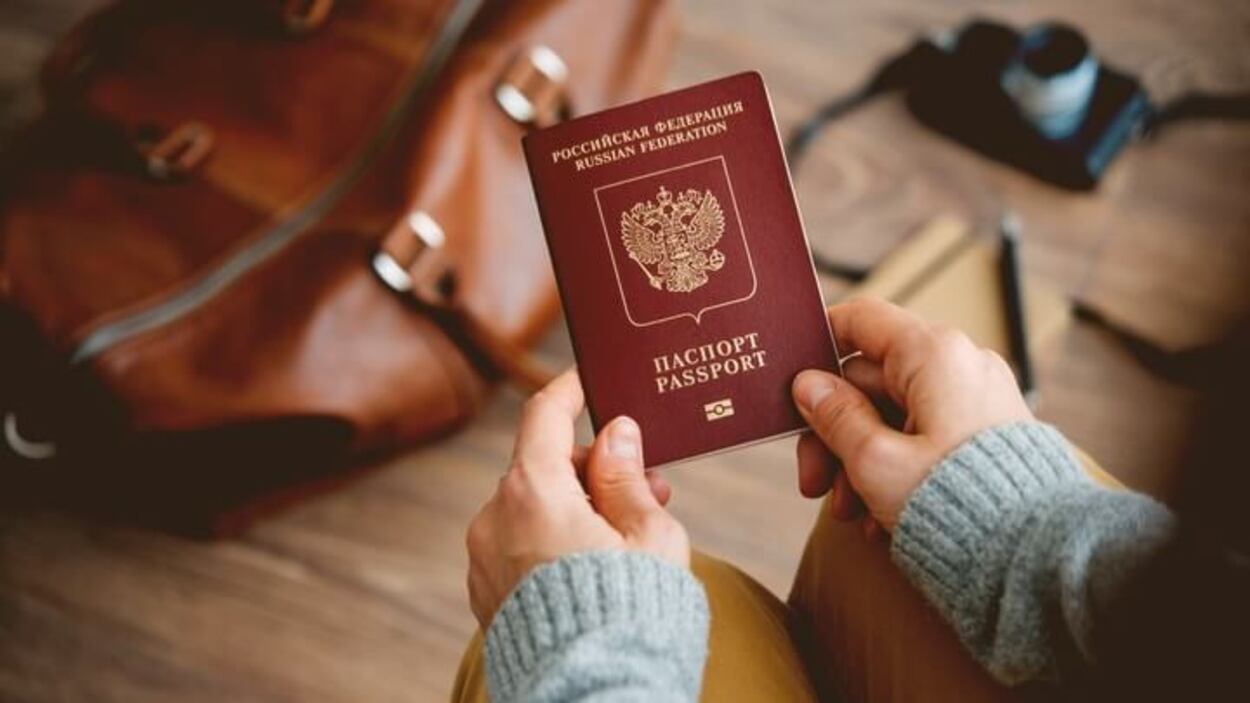 America respinge categoric ideea lui Zelenski de interzicere a vizelor pentru cetățenii ruși. Există o explicație