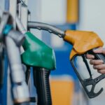 Noi majorări la carburanți în București