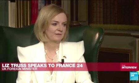 O regină a plecat, o „doamnă de fier” a venit. Liz Truss își începe mandatul cu mari provocări