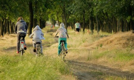 Renunți la mașină și Statul îți dăruiește 4000 de euro ca să îți cumperi bicicletă. În ce țară se întâmplă asta