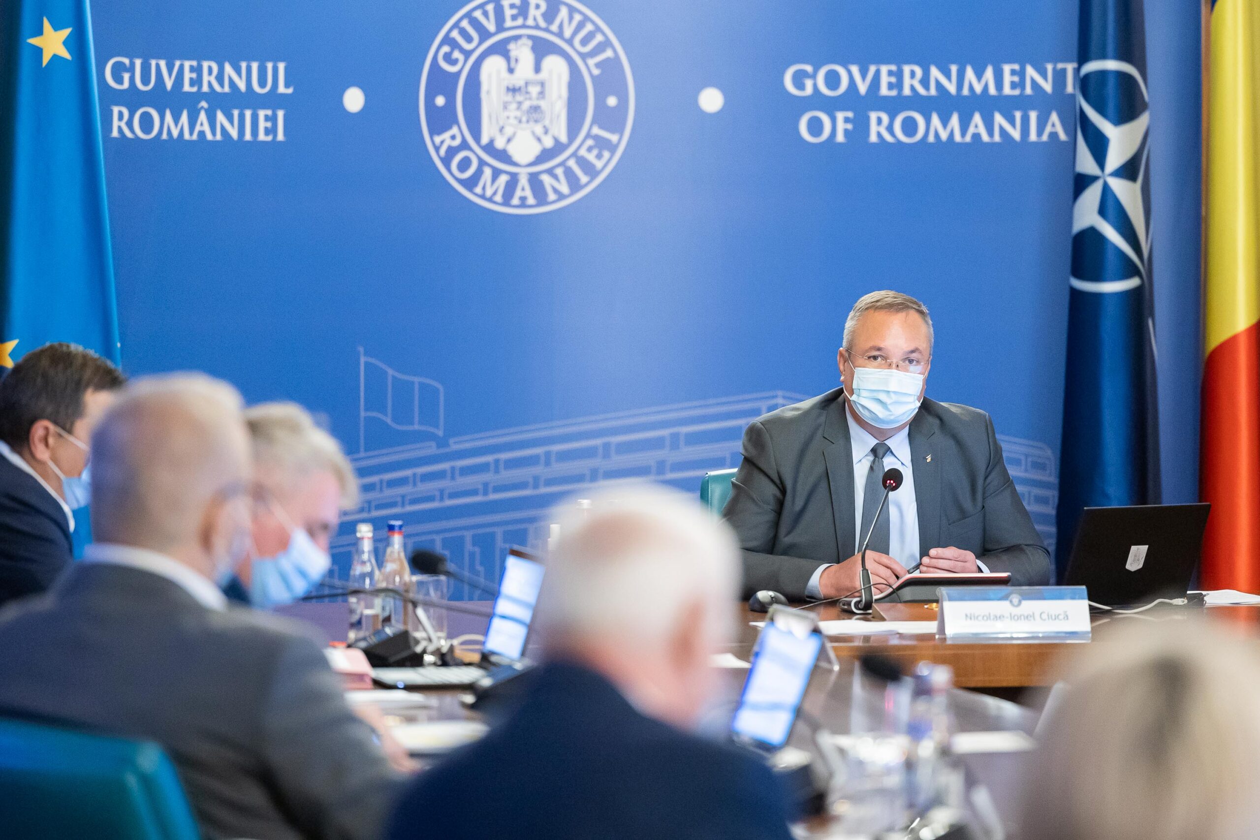 La finalul lunii septembrie aflăm ce planuri are Guvernul în privinţa compensării preţului la carburanţi