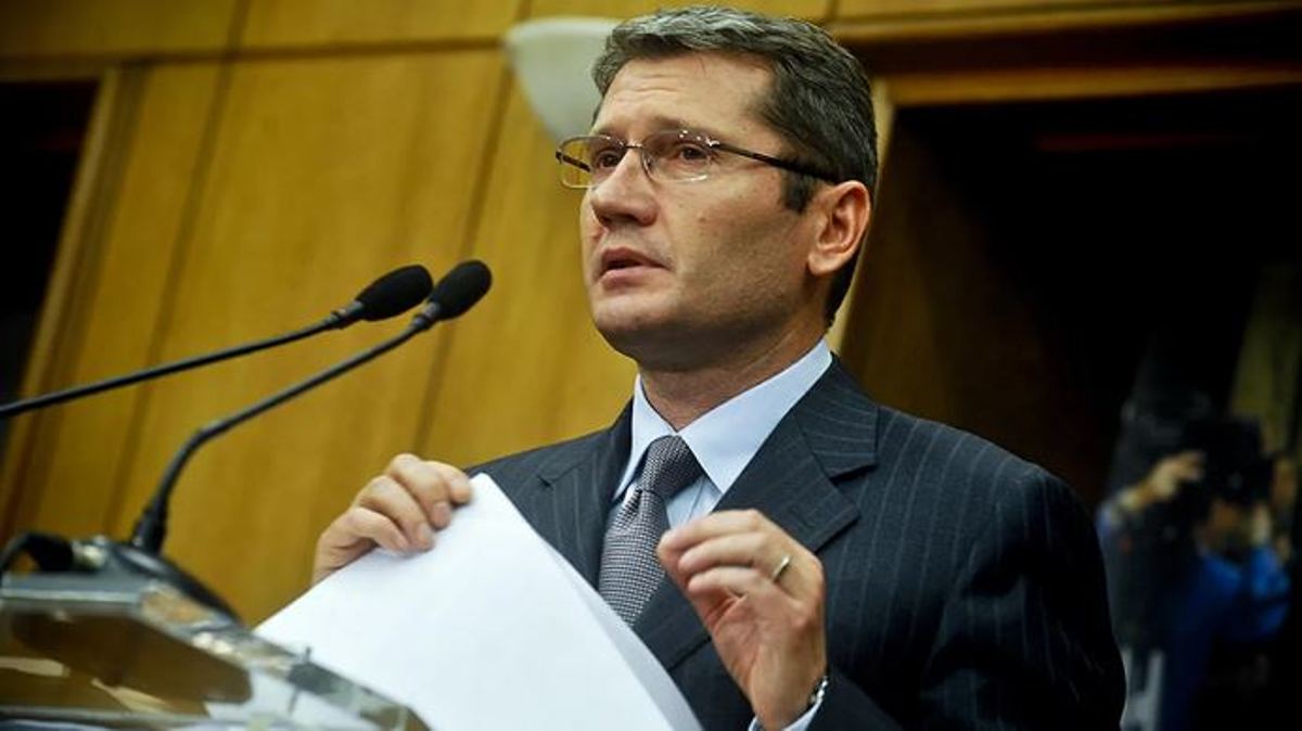 Liviu Negoiţă a ieşit la încălzire. S-a întors în PNL şi a devenit şeful oamenilor de afaceri liberali din sectorul 2