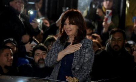 Președinte argentinian, cu pistolul la cap! Tentativa de asasinat asupra Cristinei Kirchner