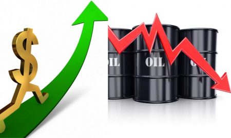 Dolarul american este în creștere, petrolul în scădere. La ce preț se vinde benzina în România