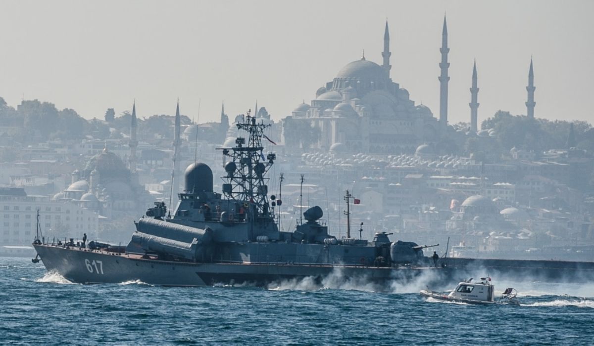 Flota rusească de la Marea Neagră „și-a mutat aproape sigur submarinele” din apele de lângă Sevastopol
