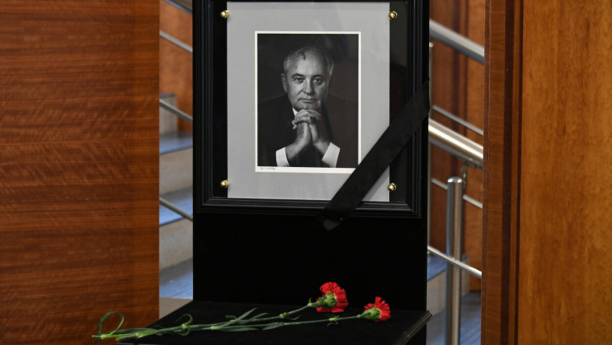 Ceremonia funerară a lui Gorbaciov are loc în Sala Coloanelor. De ce Putin nu participă la înmormântarea fostului lider rus