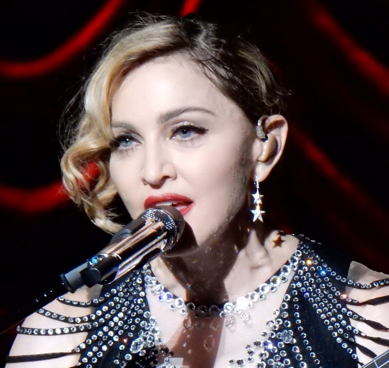 Incredibil, un nou look! Cum arată Madonna acum – Foto 
