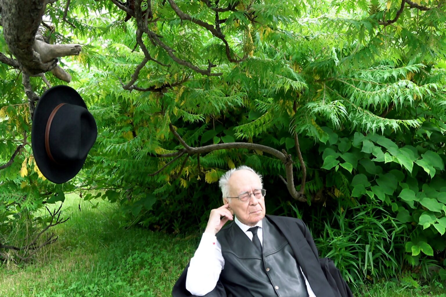 Enel a dezlegat misterul facturii de peste 6.000 de lei a filosofului Mihai Șora. Trebuie să știe toată lumea, ca să n-o pățească