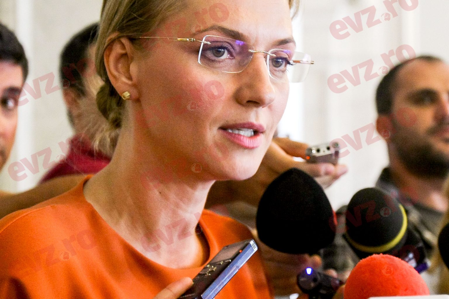 Alina Gorghiu, atac la colegii din PSD: „Măresc salariile din gură”