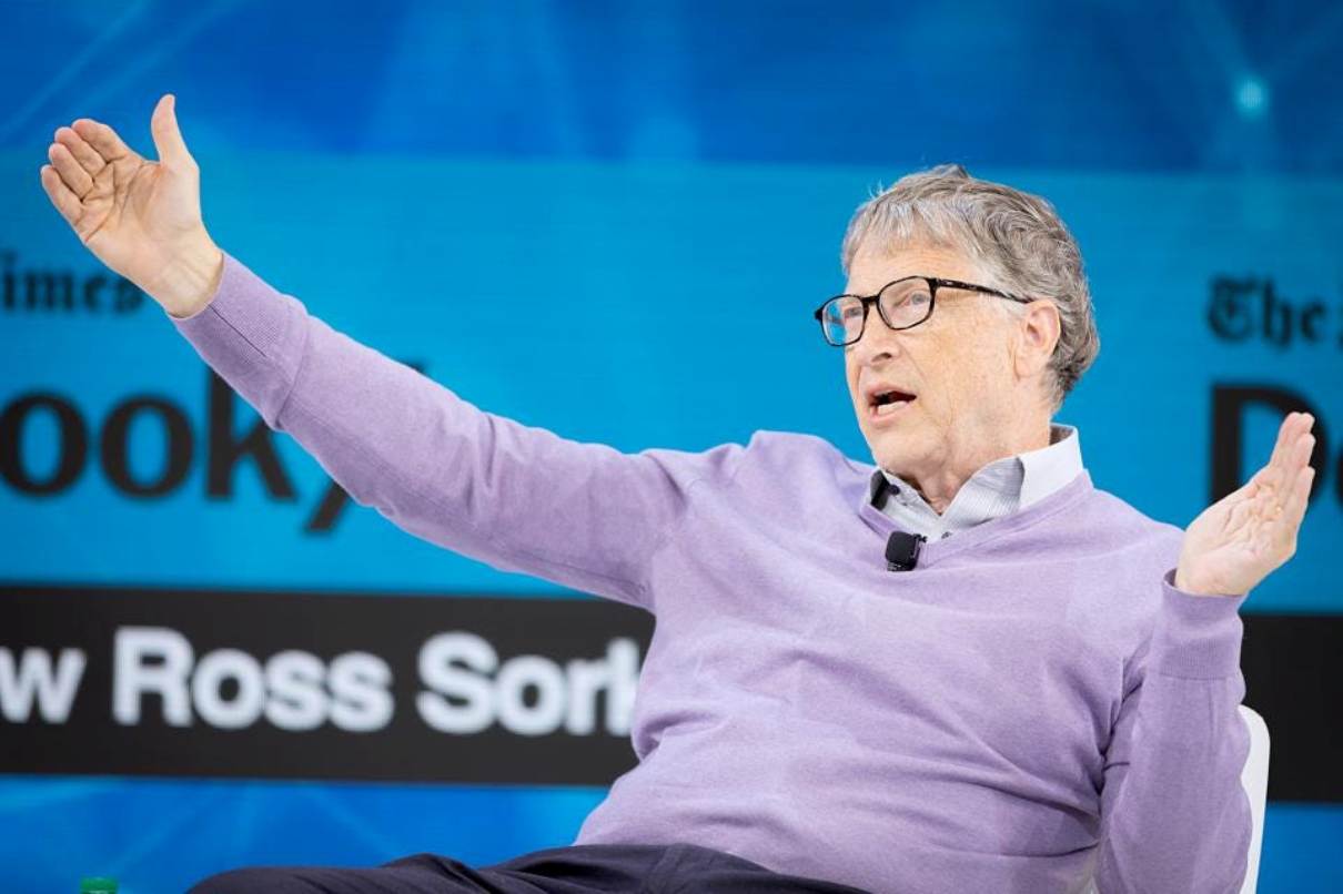 Bill Gates, regele pandemiei. Manipularea unuia dintre cei mai bogaţi oameni ai planetei şi strategia sa de a folosi ONG-uri
