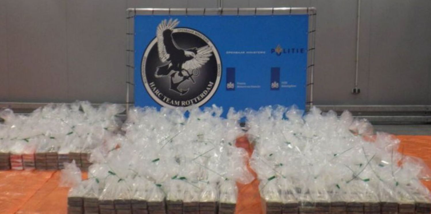 Șofer român prins în Olanda cu două tone de droguri în valoare de peste 190 milioane de euro. Ce decizie au luat autoritățile