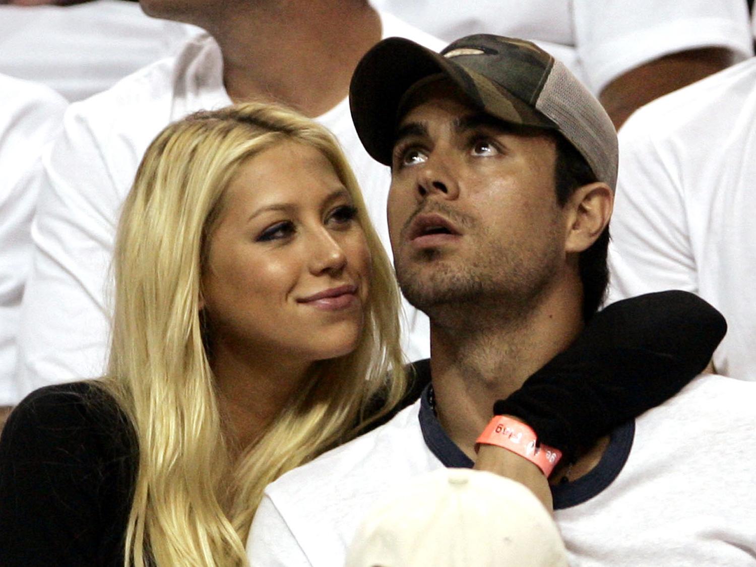 Enrique Iglesias a postat pe rețelele sociale un clip revoltător. Cum a reacționat Anna Kournikova