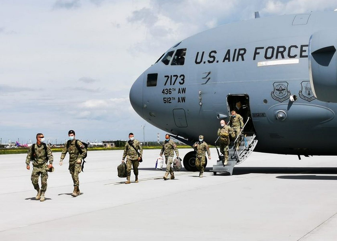 Anchetă la baza militară NATO din Mihail Kogălniceanu. Un militar american a murit la 41 de ani
