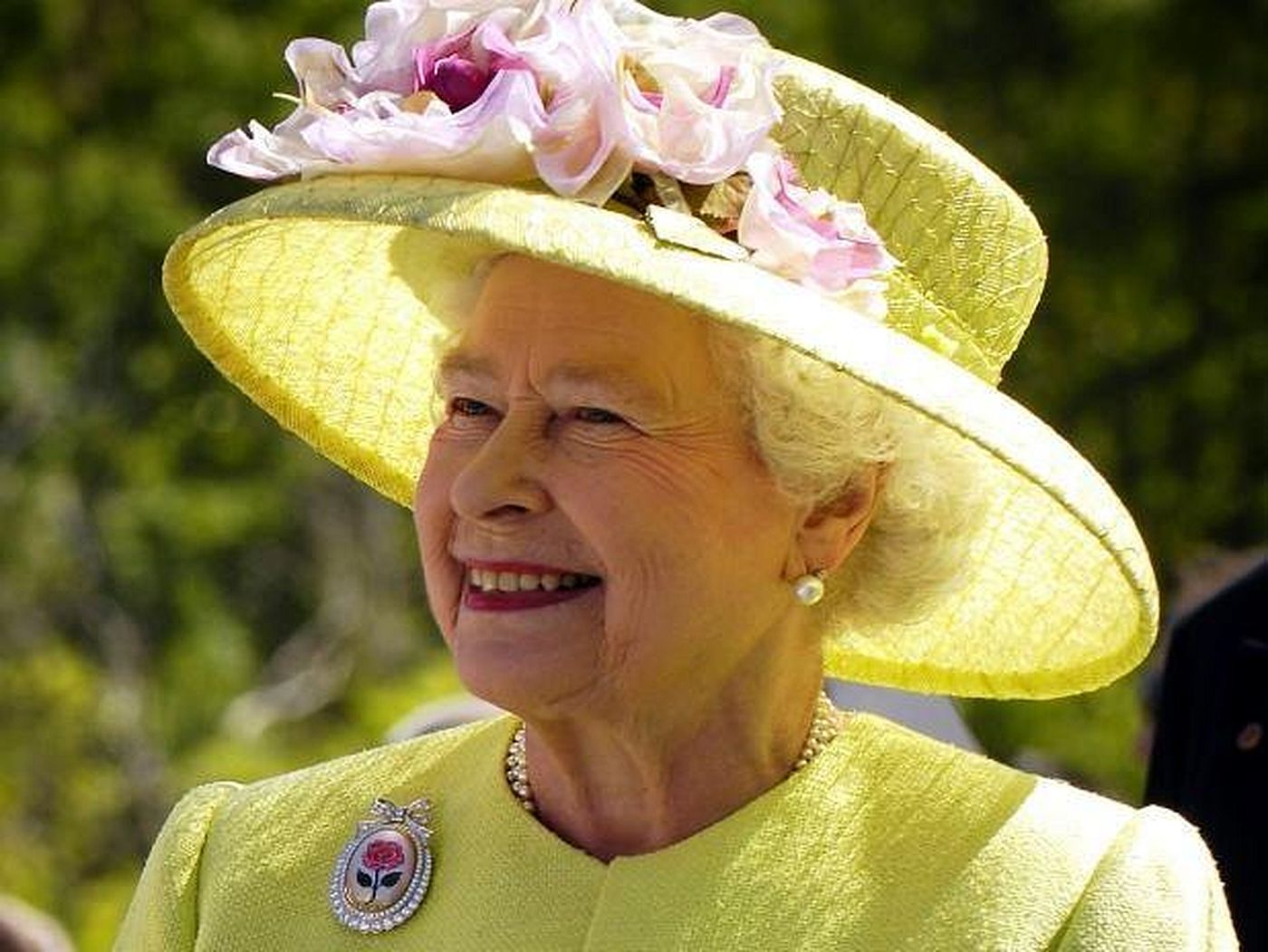Lucruri neștiute despre Regina Elisabeta. A fost singurul monarh din Marea Britanie care știa să schimbe o roată sau o bujie