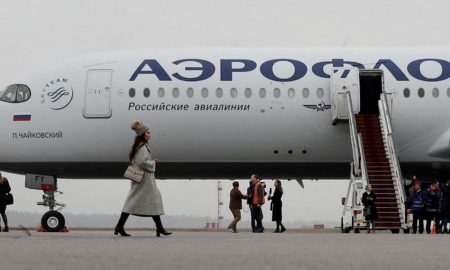 Moldovenii aflaţi în Rusia încearcă disperaţi să ajungă acasă. Un bilet de avion costă cât o mașină