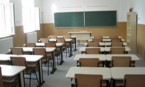 Părinții pot primi zile libere plătite dacă se închid școlile. În ce condiții pot fi acordate