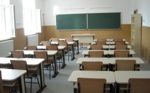 Părinții pot primi zile libere plătite dacă se închid școlile. În ce condiții pot fi acordate