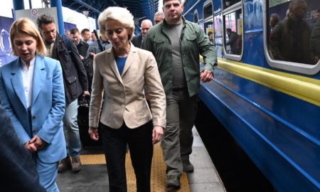 Ursula von der Leyen, vizită fulger la Kiev. Care este tema discuţiei cu preşedintele Zelenski