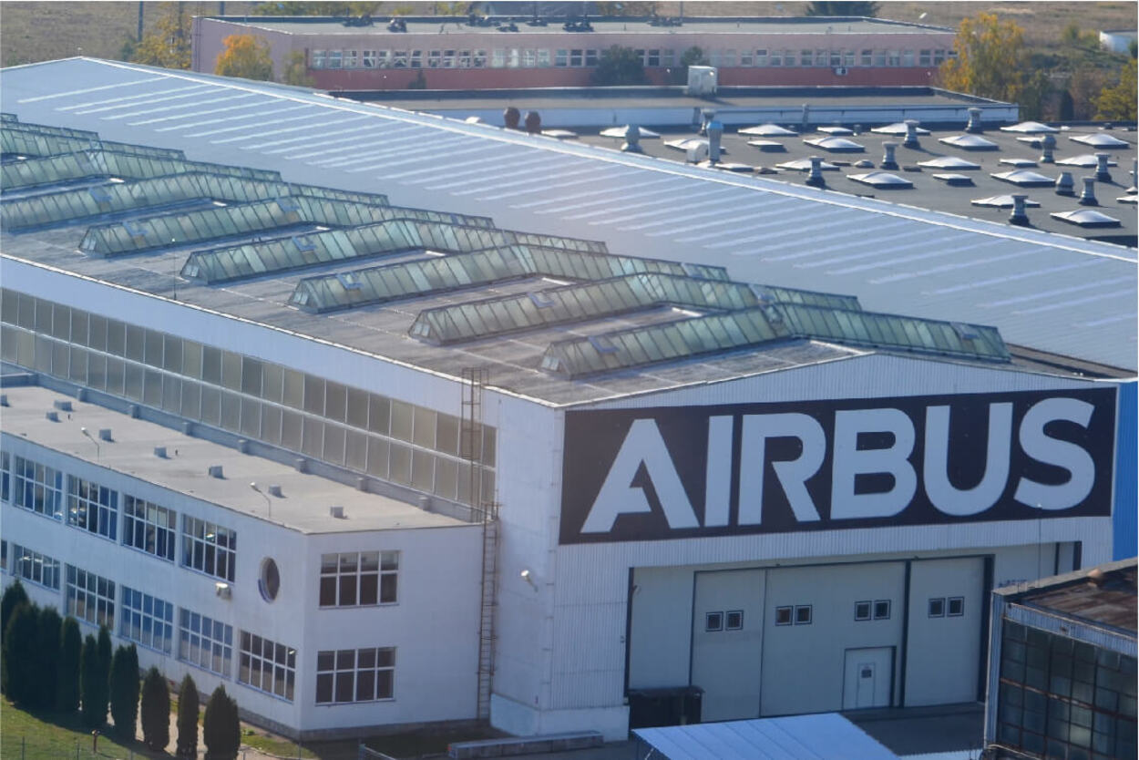 Ministerul Apărării așteaptă permisiunea Parlamentului pentru a cumpăra două elicoptere militare Airbus H215M. FOTO