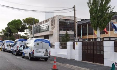 O percheziție la domiciliul unui profesor a scos la iveală 12 discuri care conțineau înregistrări cu școlărițe