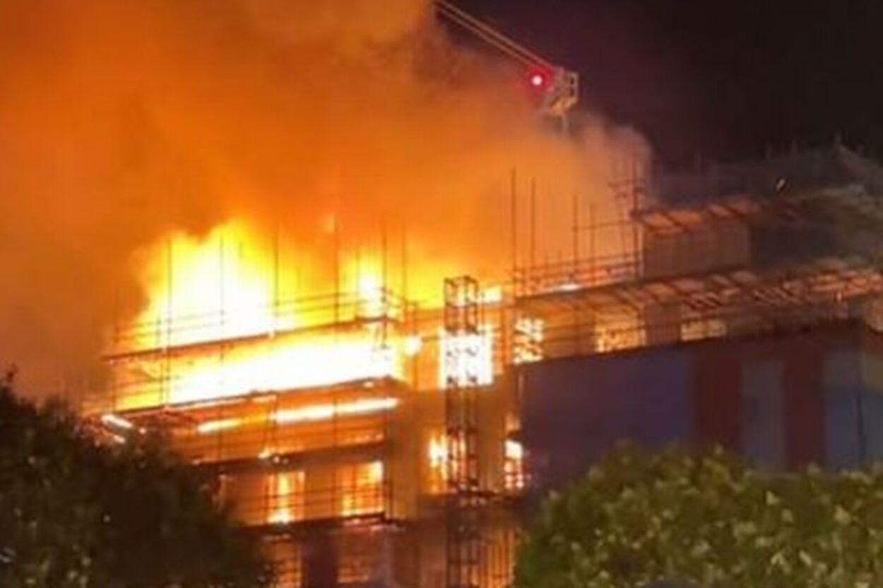 VIDEO. Explozii în centrul orașului Leeds și un incendiu masiv a înspăimântat Anglia