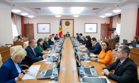 De ce Republica Moldova a anunțat că opt mii de tone de păcură vor fi distribuite din rezervele de stat