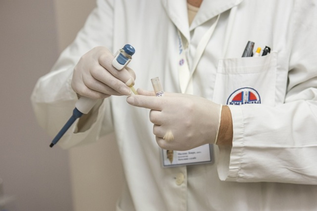 Atenție! Copiii cad cel mai des victime ale acestui virus. Val de internări la Spitalul de boli infecțioase din Iași