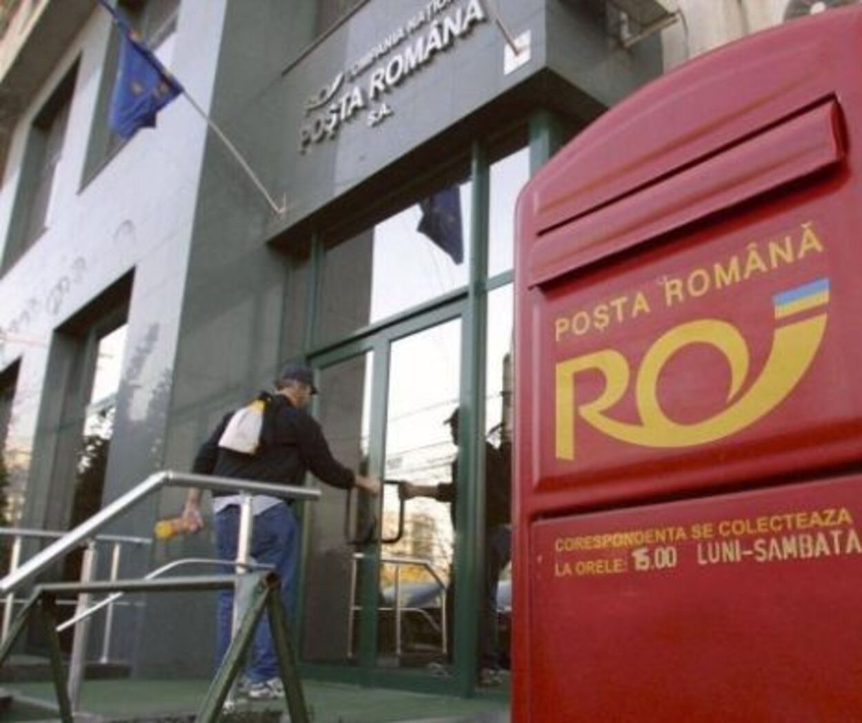 Poșta Română vrea să se apuce de asigurări. Dezastrul Euroins a lăsat un gol