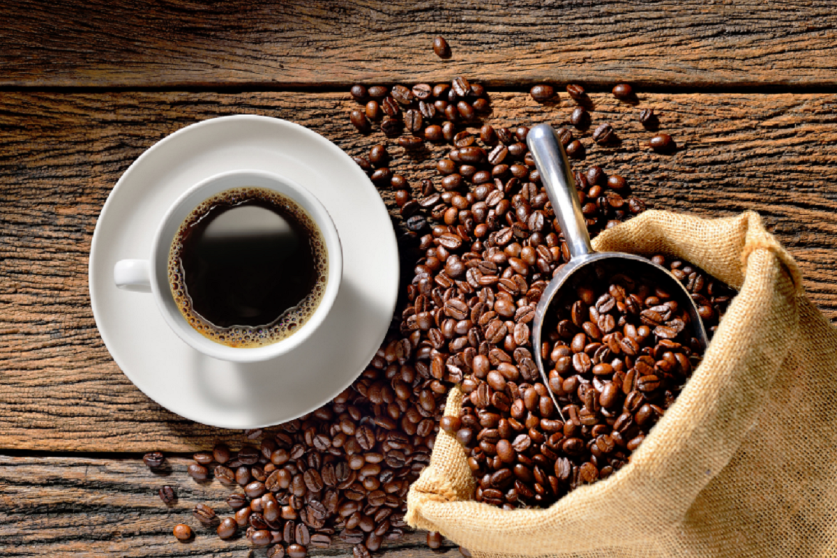 O poveste inedită despre cafeaua cu susul în jos și o rețetă rapidă și energizantă. Video 