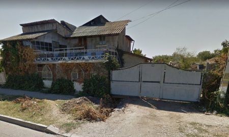 Statul vinde Casa Groazei din Caracal, acolo unde Dincă a sechestrat două fete. Ce avere a fost deja vândută