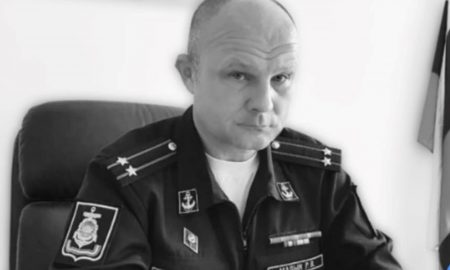 Un comisar militar rus moare în circumstanțe misterioase după „pierderi militare grele”