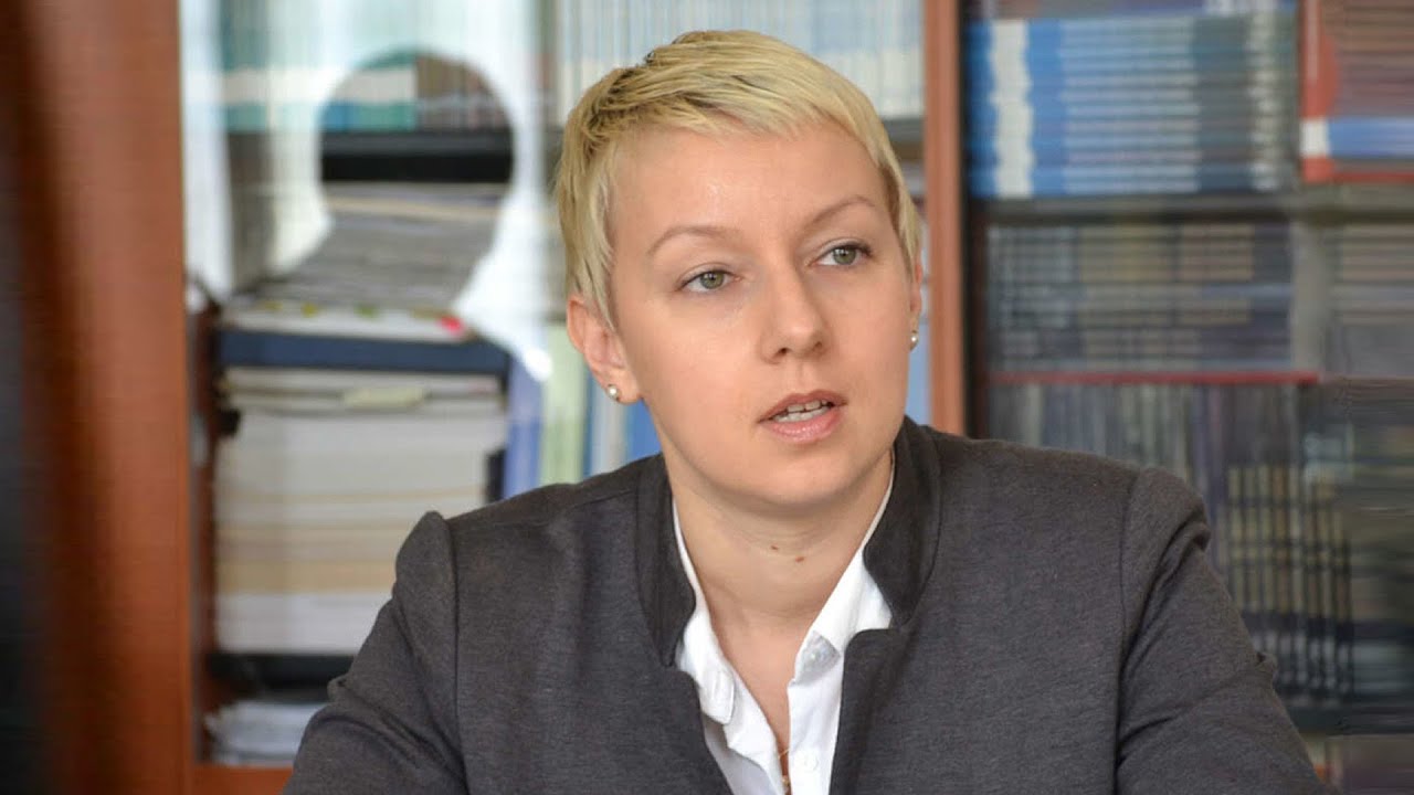 Judecătoarea Dana Gârbovan trage un semnal de alarmă: se vrea ca în Justiție să fie angajați colaboratori ai serviciilor secrete