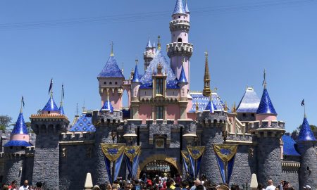 Parcurile Disney au crescut din nou prețurile. Și posibil nu se vor opri aici, pentru că există o explicație