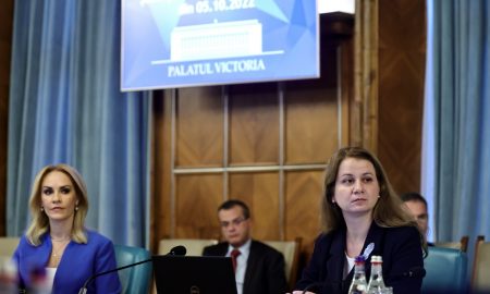 Ligia Deca nu vrea comunicare directă cu presa, iar Nicolae Ciucă i-a trasat prima sarcină: ”România Educată” trebuie aprobată