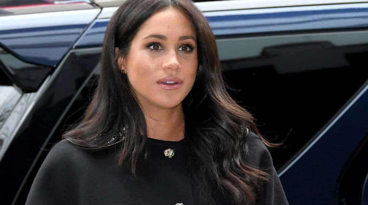 De ce s-a răzgândit Meghan și acum pare că vrea să-și păstreze cu orice preț titlul regal 
