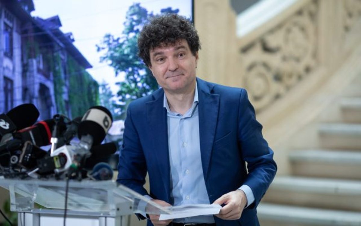 Liberalii se plâng de activitatea lui Nicuşor Dan, dar amână luarea unei măsuri. Rareş Bogdan, anunţă: PNL va lua decizii