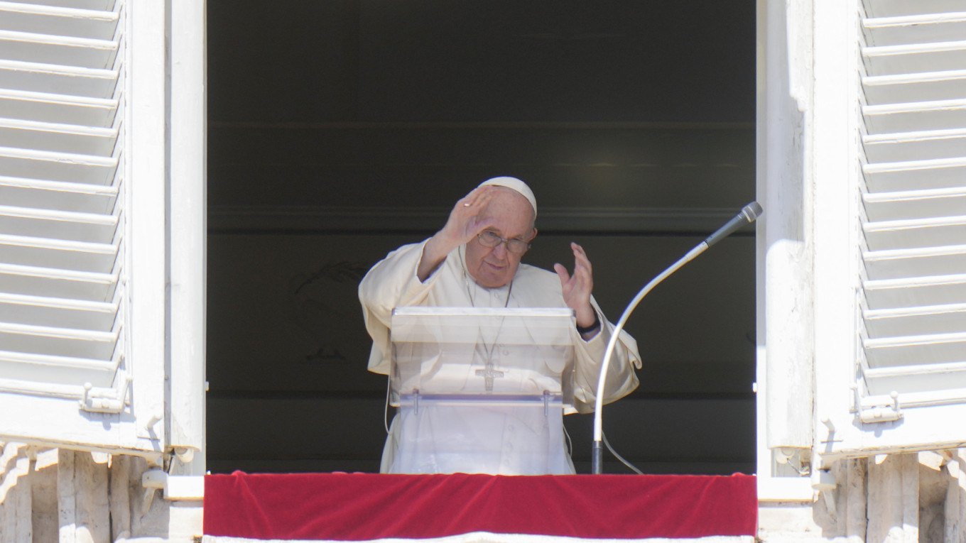 La slujba de duminică, Papa Francisc deplânge anexările și cheamă la pace. Primul mesaj direct adresat lui Putin